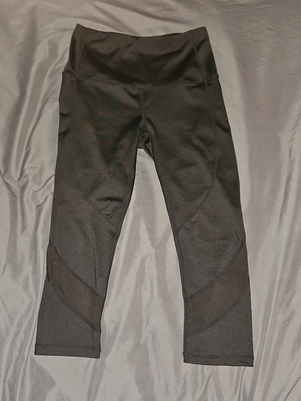 Womens Black Active Capri Leggings with Mesh Panels